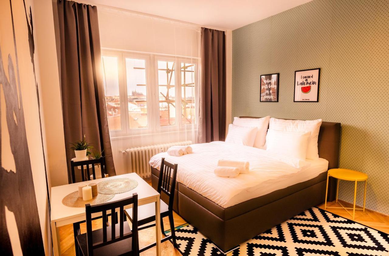 Michal&Michael'S Central Apartments براغ المظهر الخارجي الصورة